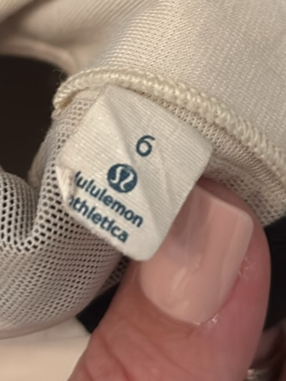 Lululemon bra - Picture 3 of 3